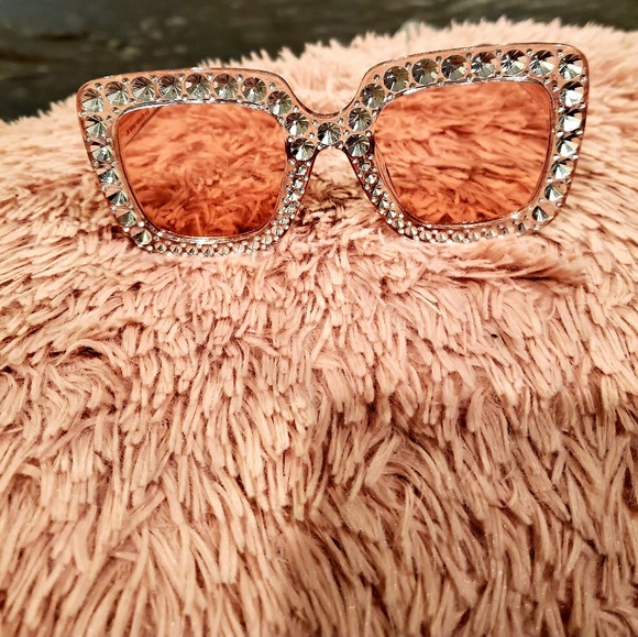 😎Brand new chic oversized pink sunglasses - Picture 3 of 6